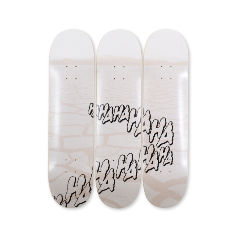 Dry Land (hahaha painting), Hand-signed