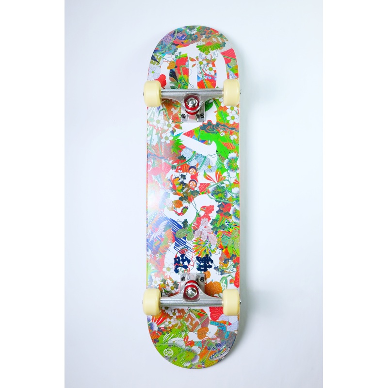 Evisen Hyakka Douran skateboard 8.25