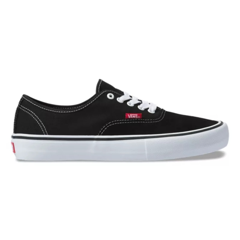 Authentic Pro Black True Wh US 7,5 – 40 EU