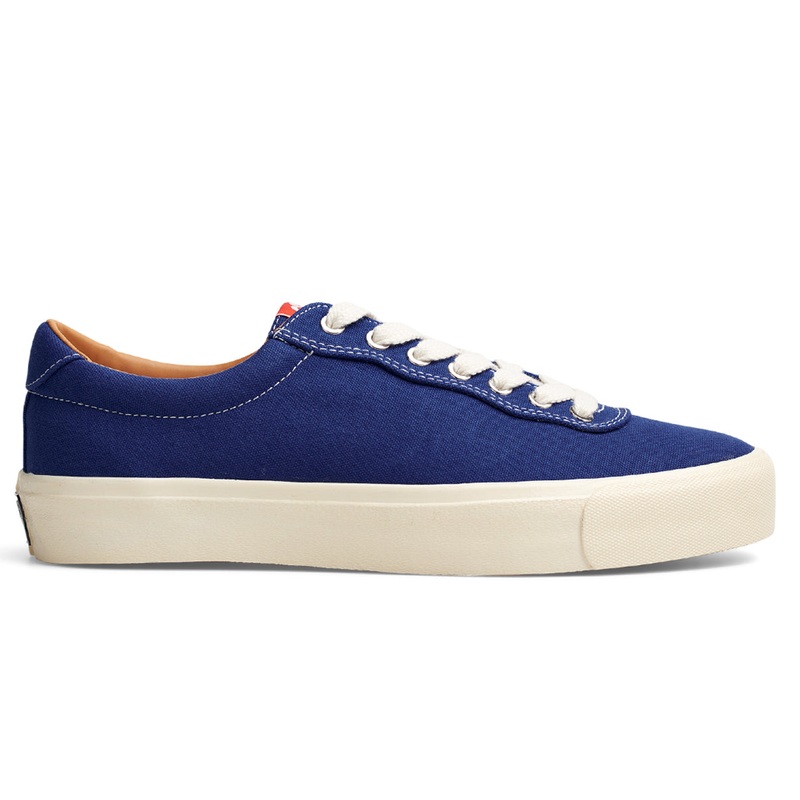 VM001 CANVAS LO US 6 – 38 EU True Blue/White